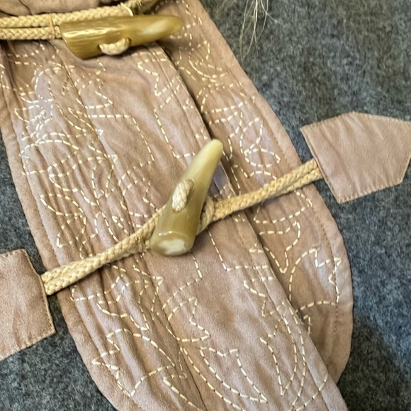 Medium women’s Fjall Raven Gray Cape Jacket with Hood removable Faux Fur Trim - Picture 2 of 12